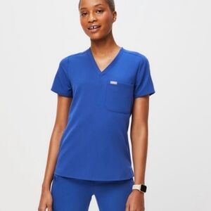 Figs Catarina One-Pocket Scrub‎ Top Blue